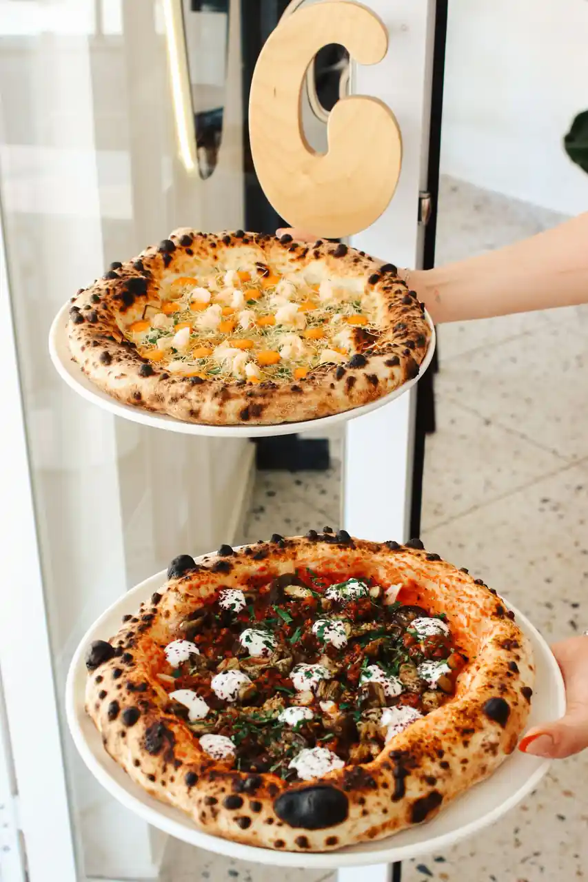 Seafood Pizza