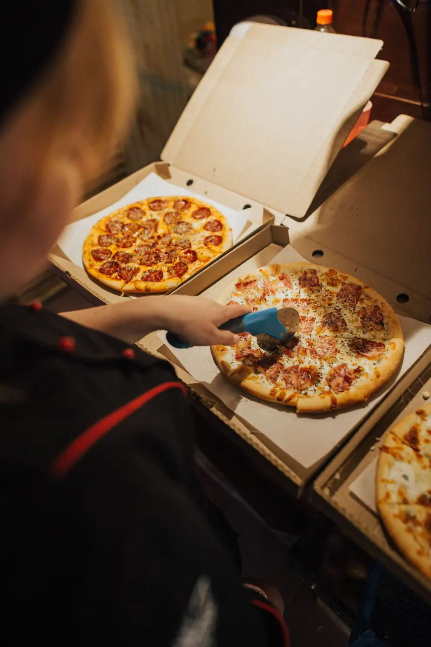 Corporate pizza delivery boxes